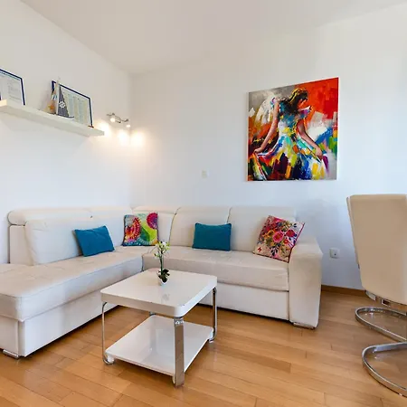 Apartment In Split Near Ba Vice Beach, Cleaning Included * سبليت