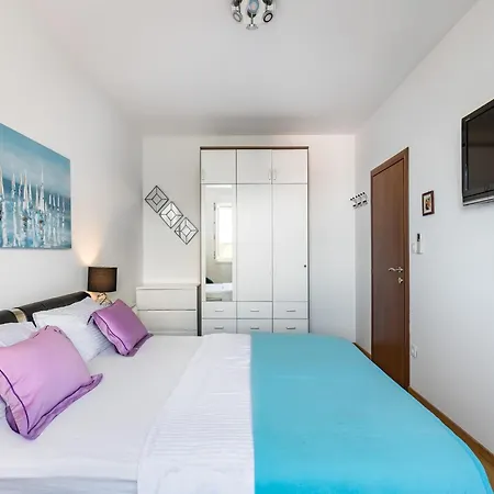 Apartment In Split Near Ba Vice Beach, Cleaning Included Daire Split