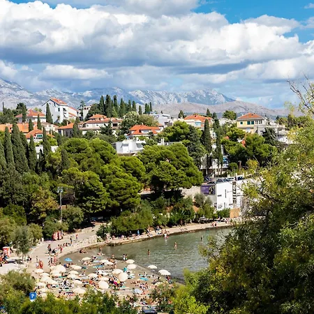 Daire Apartment In Split Near Ba Vice Beach, Cleaning Included *